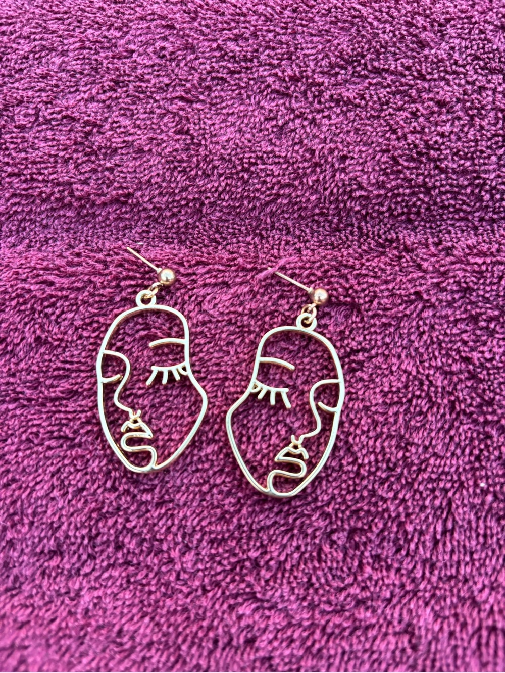Minimalist Abstract Picasso Gold-Tone Face Outline Drop Earrings